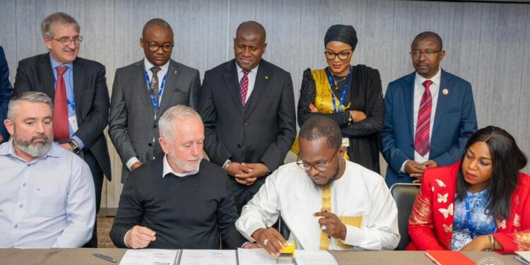 Partenariat stratégique : La Guinée et le Royaume-Uni investissent 76 millions d’euros pour l&rsquo;accès à l&rsquo;eau potable