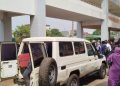 Un hommage poignant à Hadja Bintou Sylla, mère du célèbre journaliste Aboubacar Diallo à l&rsquo;Hôpital Sino-Guinéen