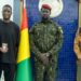 Serhou Guirassy reçoit son passeport diplomatique des mains du Général Doumbouya