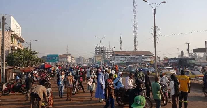 Pénurie d’essence en Guinée : Conakry dans une angoisse totale