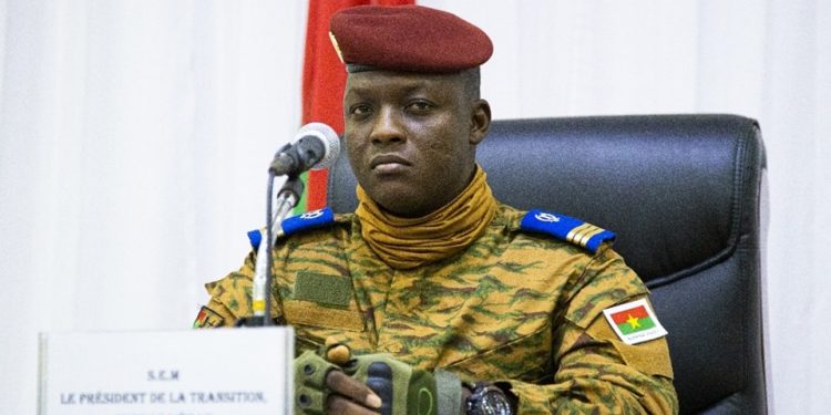 Burkina Faso : Dissolution du gouvernement par le capitaine Ibrahim Traoré