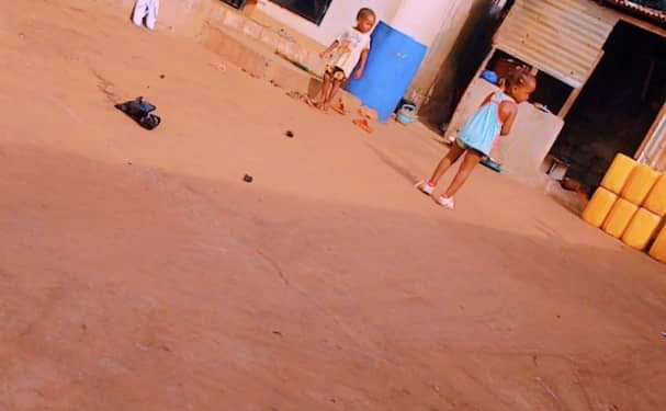 Gbessia : Une femme arrêtée pour escroquerie après avoir pris de l&rsquo;argent à plus de 20 personnes sous prétexte de les loger