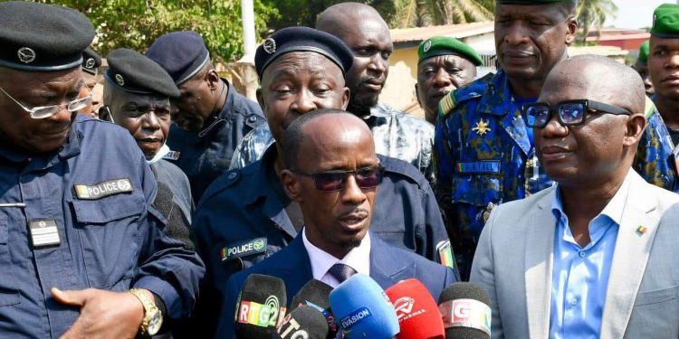 Conakry : Des Léonais interpellés dans les débarcadères le Procureur Général sans pitié