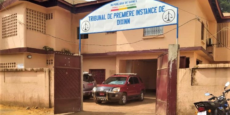 TPI de Dixinn : Un burkinabé condamné pour exercice illégal de la profession d&rsquo;avocat en Guinée