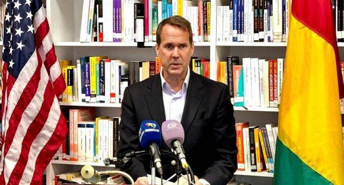 Arrestation brutale du journaliste Marouane : L’ambassade des États-Unis en Guinée appelle à l’identification des responsables et à une enquête transparente