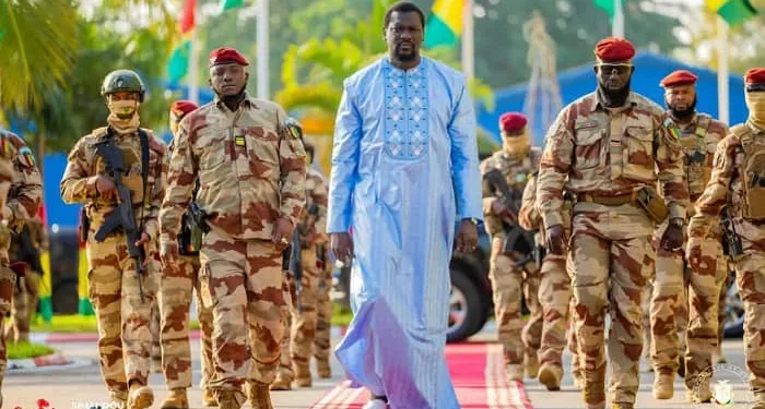 Le Général Mamadi Doumbouya insiste sur le respect des délais dans les travaux publics