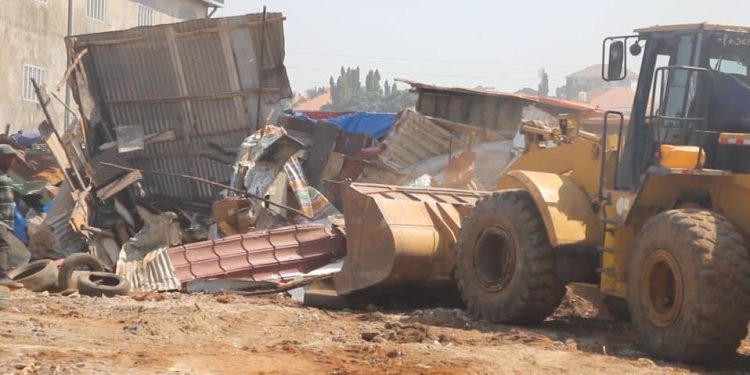 Démolition des boutiques du marché de Kiroti : l’administrateur arrêté pour transformation en lieux de débauche