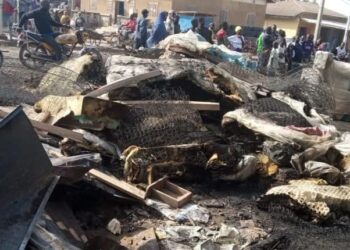 N’Zérékoré : Un incendie ravage tout, une maison, des biens et 300 millions GNF 