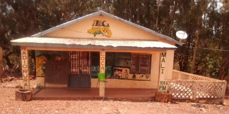 Guinée : Vol de plus de deux millions fg à la radio rurale de Mali, des employés en audition à la police