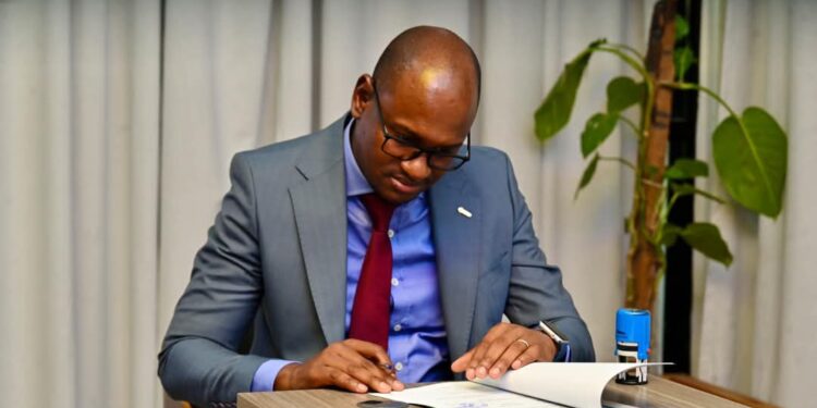 Le DG du FODA Alpha Oumar Foly Diallo à cœur ouvert : Comment les 15 milliards FG ont été obtenus pour les victimes de la grippe aviaire de 2022 et quelle est la stratégie de suivi de ces fonds alloués ?