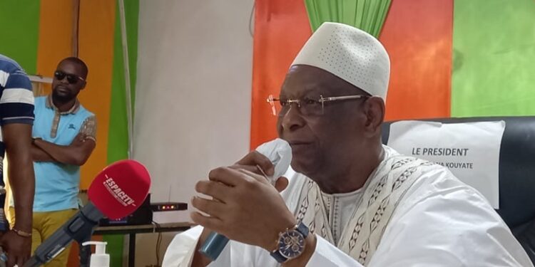 Le président Lansana Kouyaté ouvre le 3e congrès du Parti de l&rsquo;Espoir pour le Développement National (PE.D.N)
