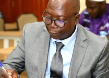 Procès d’Aliou Bah au TPI de Kaloum : Silence, l’ancien Bâtonnier Maître Mohamed Traoré prend la parole.