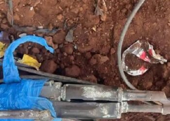 Guinée : Découverte d’une arme PMAK sous un conteneur lors d&rsquo;une opération de démolition à Simbaya Gare/Bujumbura