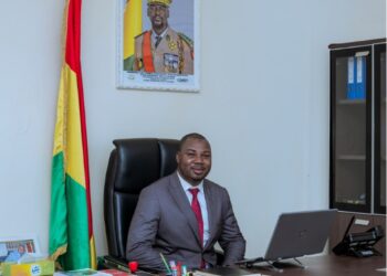 Siguiri : Interdiction des activités minières dans le fleuve Niger pour protéger l&rsquo;environnement