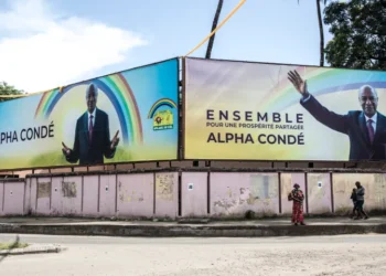 Guinée : Ultimatum pour le démantèlement des panneaux publicitaires vétustes et suspension des nouvelles installations (communiqué)