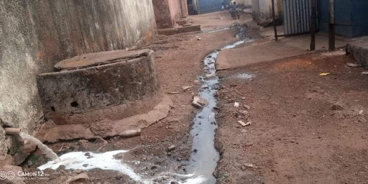 Le Juriste Kalil Camara: « La loi interdit l’écoulement des eaux usées dans les quartiers »
