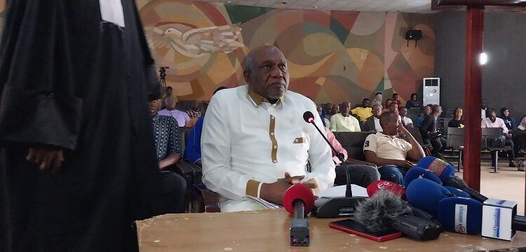 CRIEF : Amadou Damaro Camara autorisé à se soigner à Conakry 