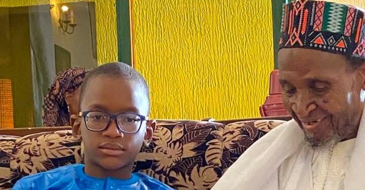 Malick Sankhon rend hommage à Elhadj Biro: un doyen, un pédagogue, un père de la nation