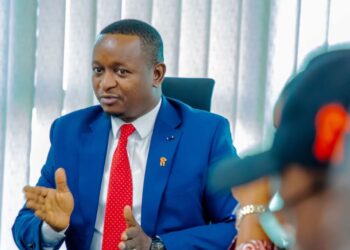 Relance du Grand Hôtel de l&rsquo;Indépendance : Le Ministre Moussa Moïse Sylla présente une nouvelle stratégie