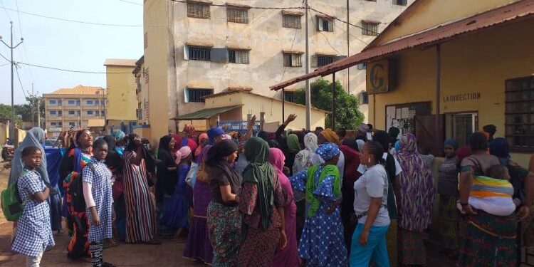 Labé : Un menuisier de 63 ans retrouvé pendu dans sa maison