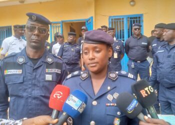 Guinée : La Direction Générale de la Police Nationale met le grappin sur des faussaires de titres de transport à Conakry