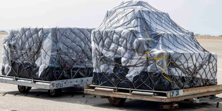 Conakry : le premier lot de kits biométriques est arrivé