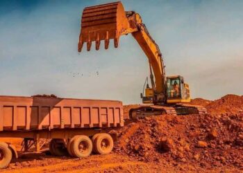 Permis miniers retirés en série : l&rsquo;État serre la vis pour assainir le secteur