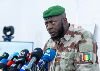 Mines: le gouvernement promet un accompagnement social après le retrait massif de permis miniers
