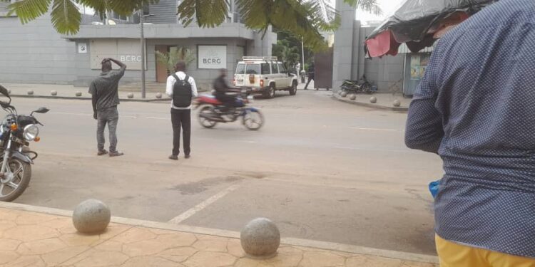 Accord de dernière minute à la BCRG : la grève évitée, le dialogue l’emporte