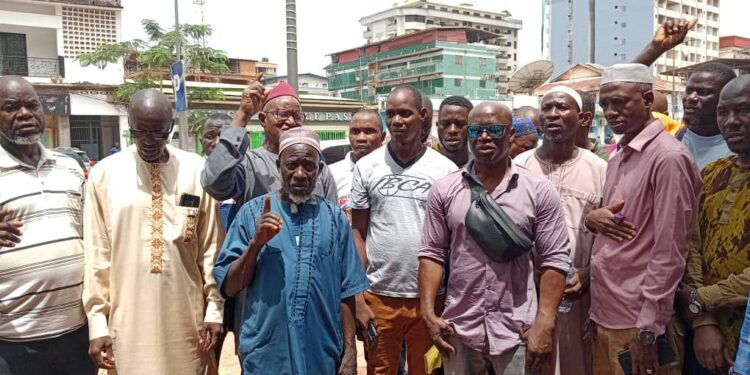 Hadjj 2025 : plus de 400 pèlerins crient à l&rsquo;injustice devant la DCPJ