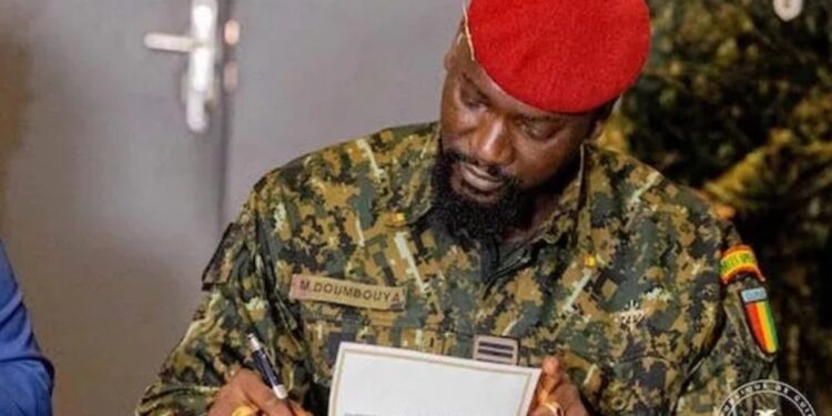 Mines: l’État reprend la main sur ses ressources minières