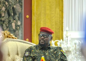 Le général Doumbouya valide deux accords de financement pour la sécurité aérienne et l’énergie hydraulique