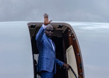 Retour du Général Doumbouya mercredi après une visite officielle de 2 jours 