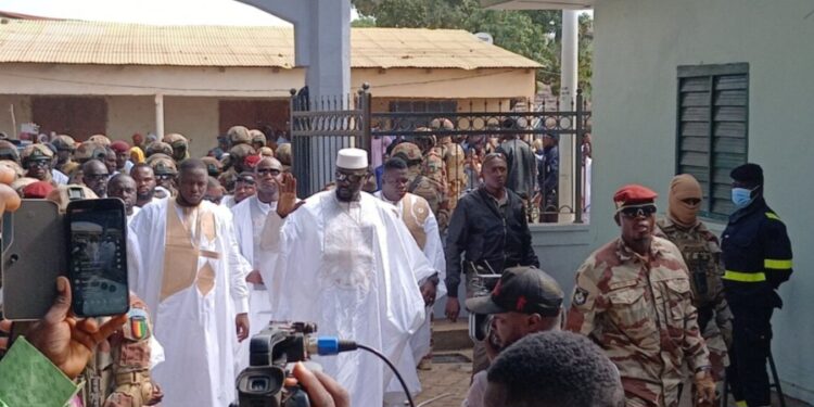 Fête de Tabaski à Kankan : le Général Doumbouya en communion avec les fidèles musulmans