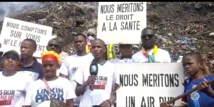 Dar-Es-Salam étouffe : les habitants exigent la délocalisation de la décharge