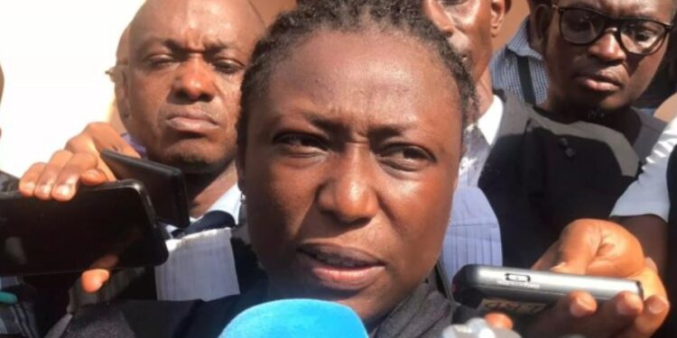 Enlèvement de Me Mohamed Traoré : « Dénoncer les dérives de la transition est devenu un crime », alerte Me Halimatou Camara