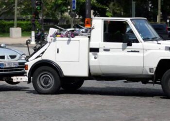 Remorquage des voitures à Conakry : la police routière fixe des limites claires