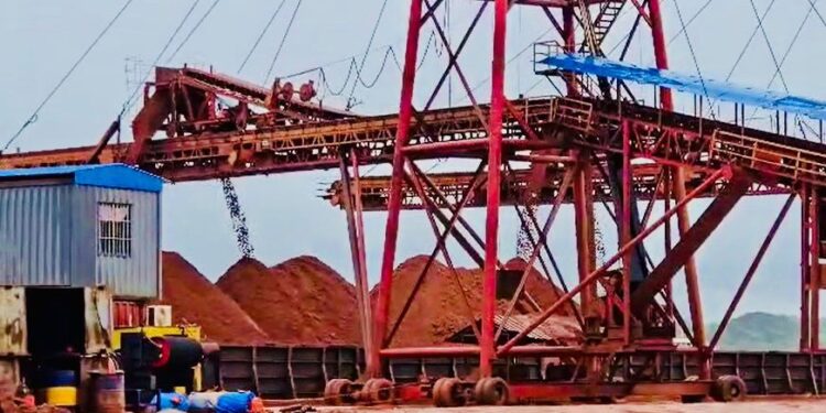 Mise au point sur les contrevérités autour de la reprise du permis Axis Minerals