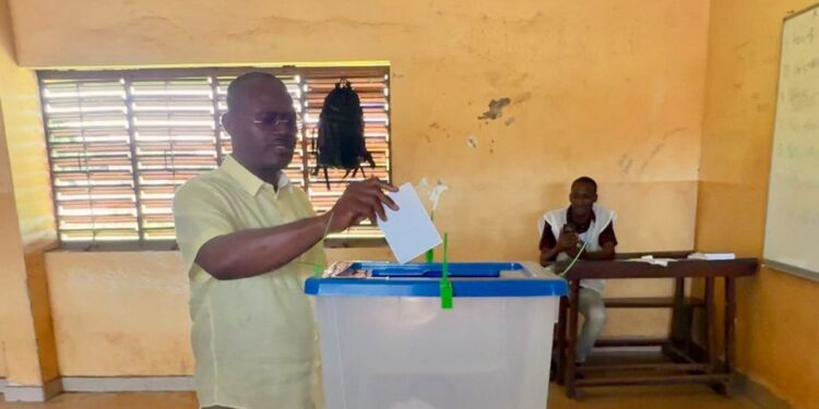 Kerfalla Camara KPC après son vote : “Que le choix du peuple se matérialise dans le panier de la ménagère” 