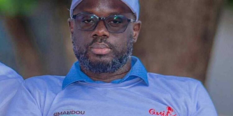 L&rsquo;ex-chroniqueur Robbie entame une  nouvelle aventure dans la sphère politique guinéenne.