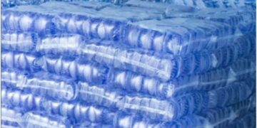 Eaux en sachet : six mois de sursis avant l’interdiction définitive