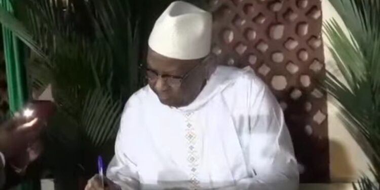Obsèques de Sidya Touré à Abidjan : Lansana Kouyaté exhorte à ne pas abandonner sa famille